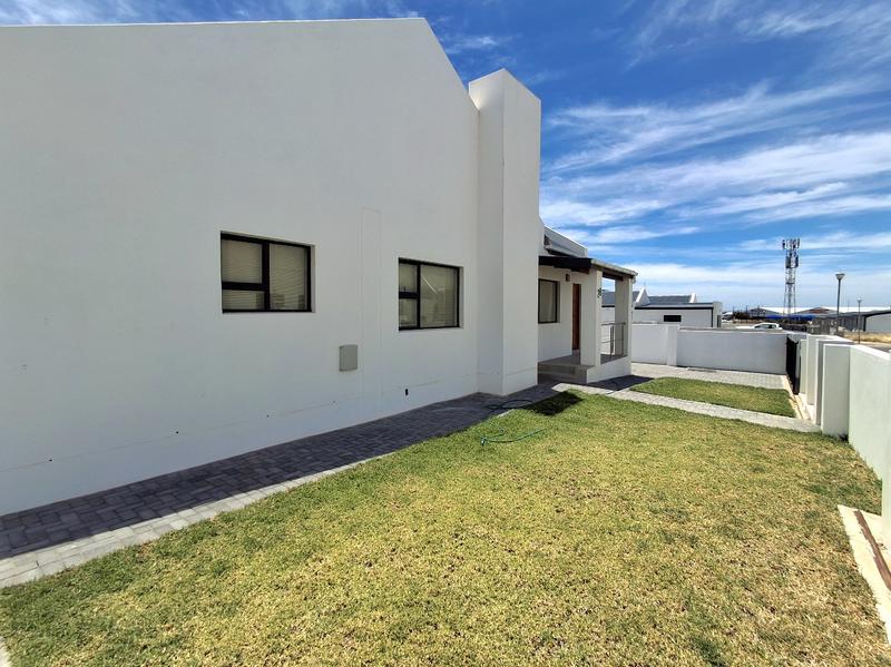 4 Bedroom Property for Sale in Harbour Lights Western Cape